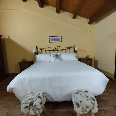Granja Callejuelas Apartment