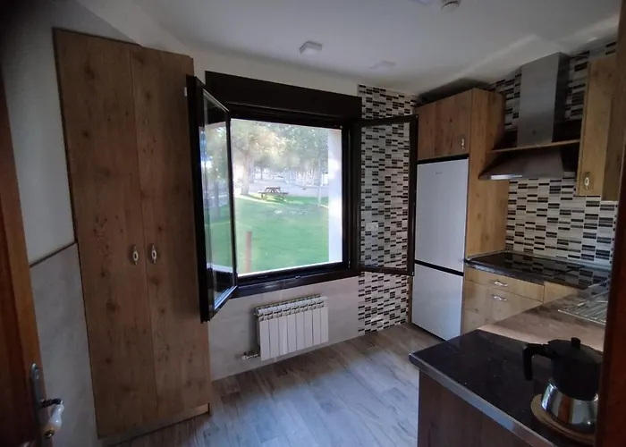 Granja Callejuelas Apartman Casla