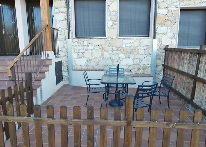 Granja Callejuelas Apartman Casla